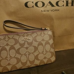 Coach Bags - Coach wristlet large Coach Bags - Coach wristlet large